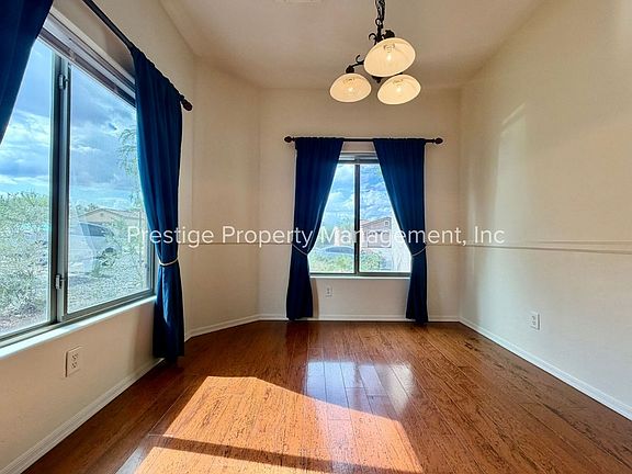 5th image of 346 E Calle Puente Lindo