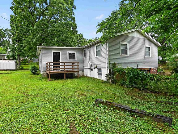 4th image of 5813 Wisteria Ct