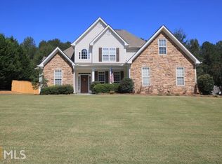 400 Bellway Ct, Tyrone, GA 30290