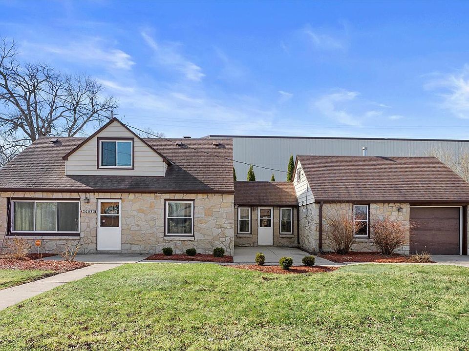 1st image of 2001 West Bender ROAD