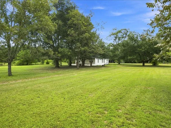 165 Hubbard Rd, Newton, AL 36352