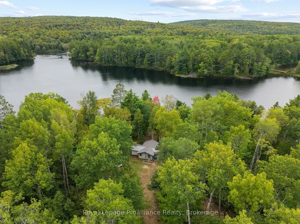 596 River Rd, Hastings Highlands, ON K0J 1B0