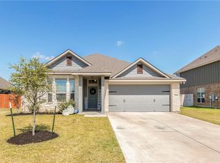 7714 Links Ln, Navasota, TX 77868