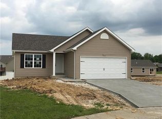 92 Swaying Pine Ln, Winfield, MO 63389