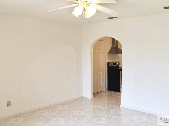 4th image of 1934 Del Prado Dr