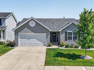 509 Gaslite Dr, O'Fallon, MO 63366