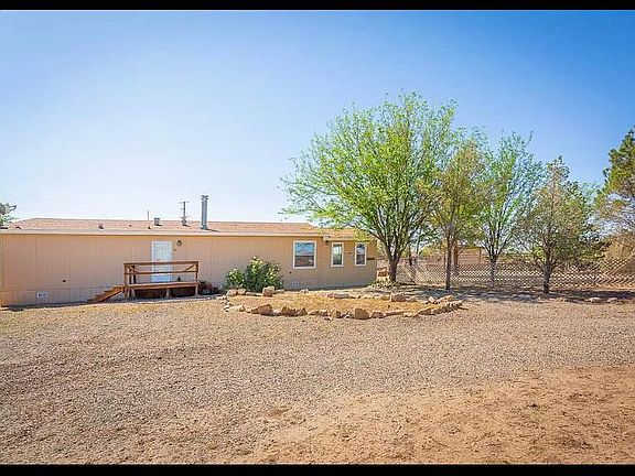 3rd image of 3209 Cholla Dr