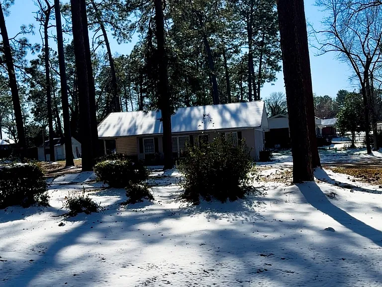 2455 Jennings Rd — Photo 10