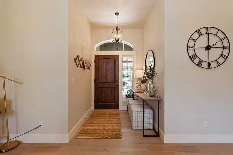 522 E Washakie St — Photo 1