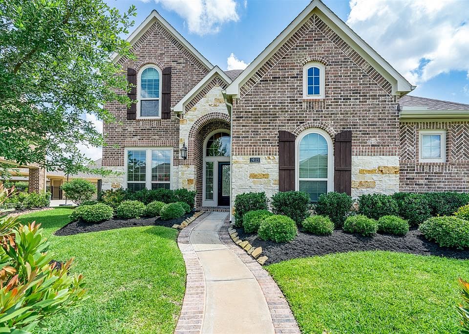 Gorgeous brick and stone elevation. Your search is over!