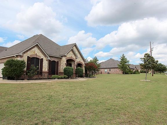 3rd image of 13801 Megan Dr