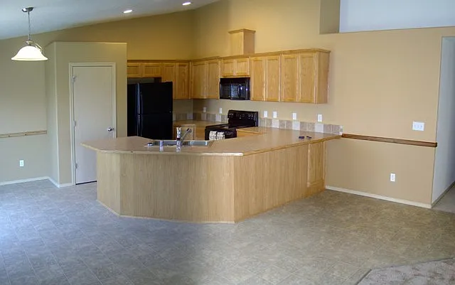 5520 Cleveland Ln — Photo 4