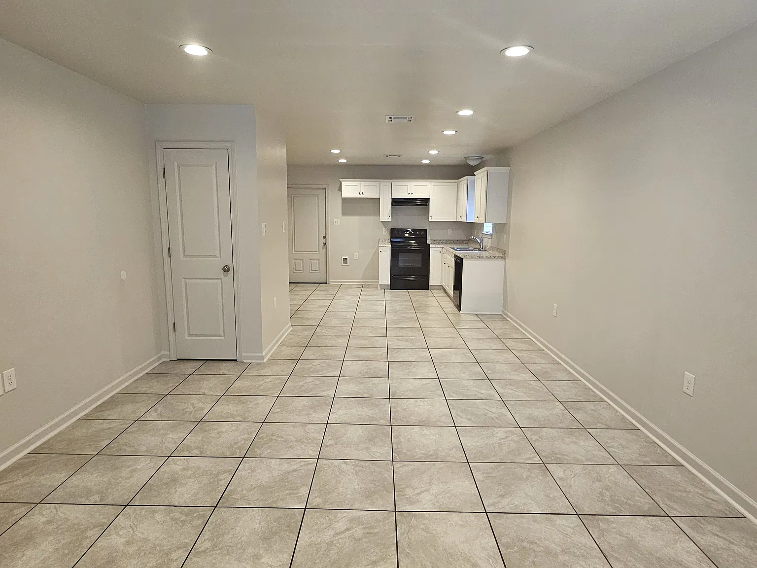 3 bed, 1304 sqft, $1,495 — Photo 3