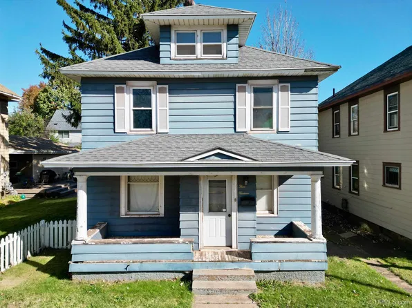 314 N Teal Lake Ave, Negaunee, MI 49866