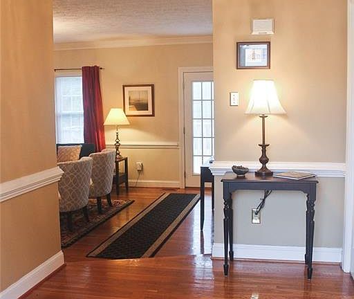 3rd image of 9854 Kingsrock Ln