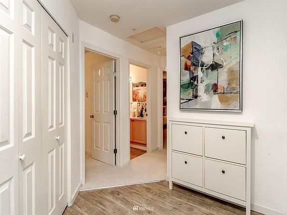 3rd image of 18505 SE Newport Way Unit C215