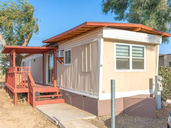 11398 Bartlett Ave Space 13, Adelanto, CA 92301