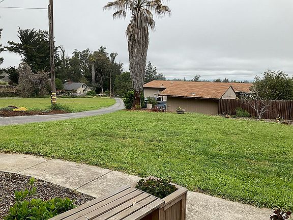 Rental 3 w/detached garage