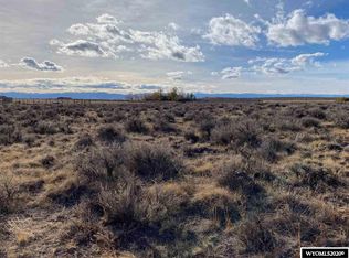 5 Knoll Dr, Riverton, WY 82501