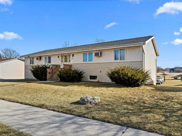 173 West Paradise DRIVE #175, West Bend, WI 53095