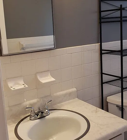 2302 Hutchinson Ave — Photo 23