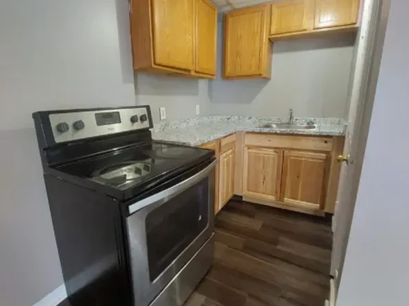 254 Central St #F, Manchester, NH 03103