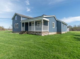 14530 Dodge Ave, Sackets Harbor, NY 13685