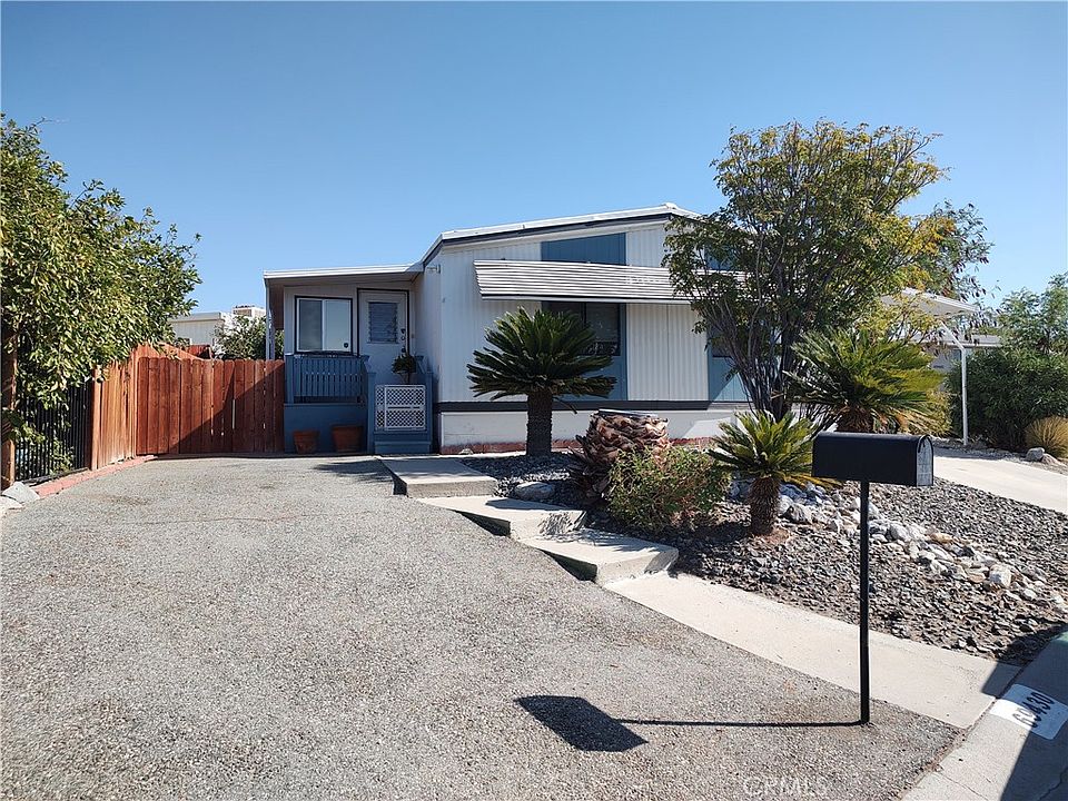 1st image of 69430 Crestview Dr