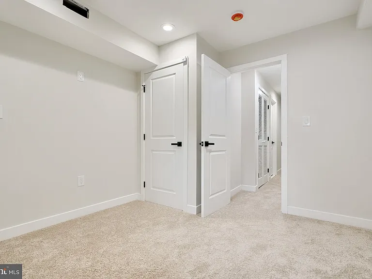 602 S Streeper St — Photo 29
