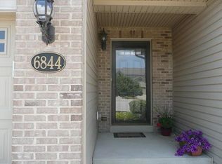 6844 Hampshire Ct, Maryville, IL 62062