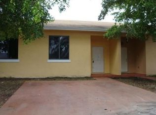 1471 Kia Dr, Homestead, FL 33033