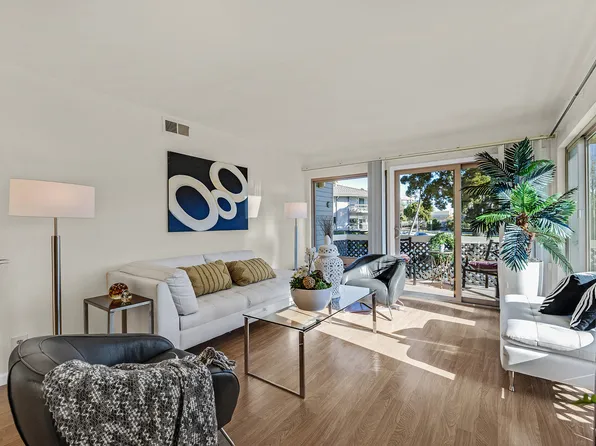 688 Mariners Island Blvd APT 112, San Mateo, CA 94404