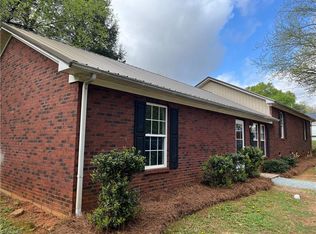 403 Farmer Ave, Lexington, NC 27292