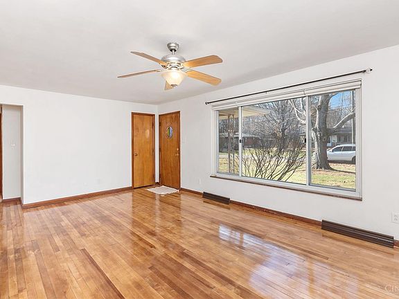 2nd image of 4042 Ponder Dr