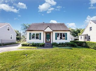 77 Argus Dr, Depew, NY 14043