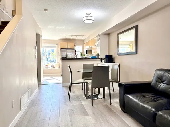 7100 Lynnwood Dr #19, Richmond, BC V7C 5S8