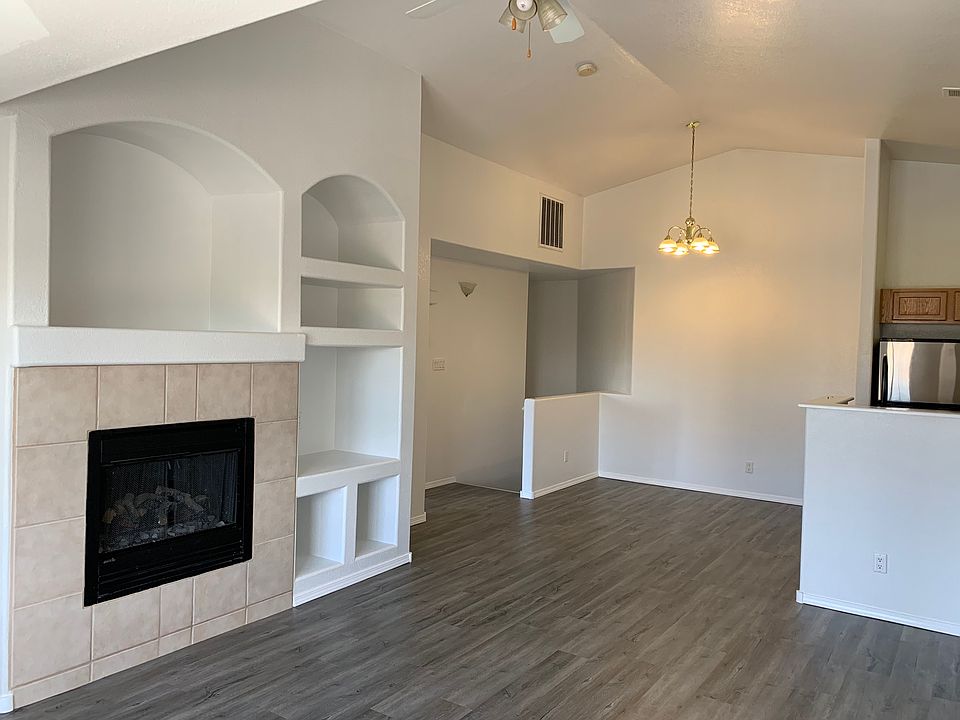 2nd image of 5628 Valle Alegre Rd NW #8-A