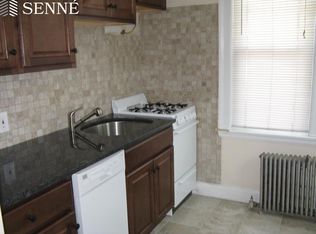 2 Forest St APT 2, Cambridge, MA 02140