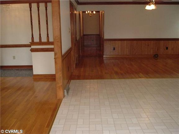 5th image of 7074 Cornfield Ln