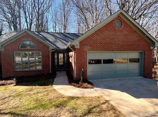 118 Woodhaven Ter, Athens, GA 30606