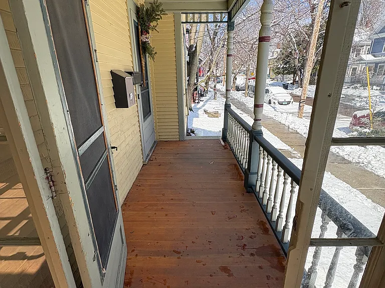 25 Booth St — Photo 2
