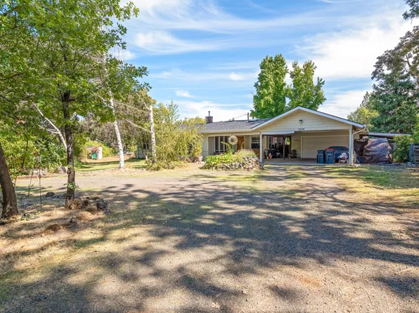 3506 New Ray Rd, Central Pt, OR 97502