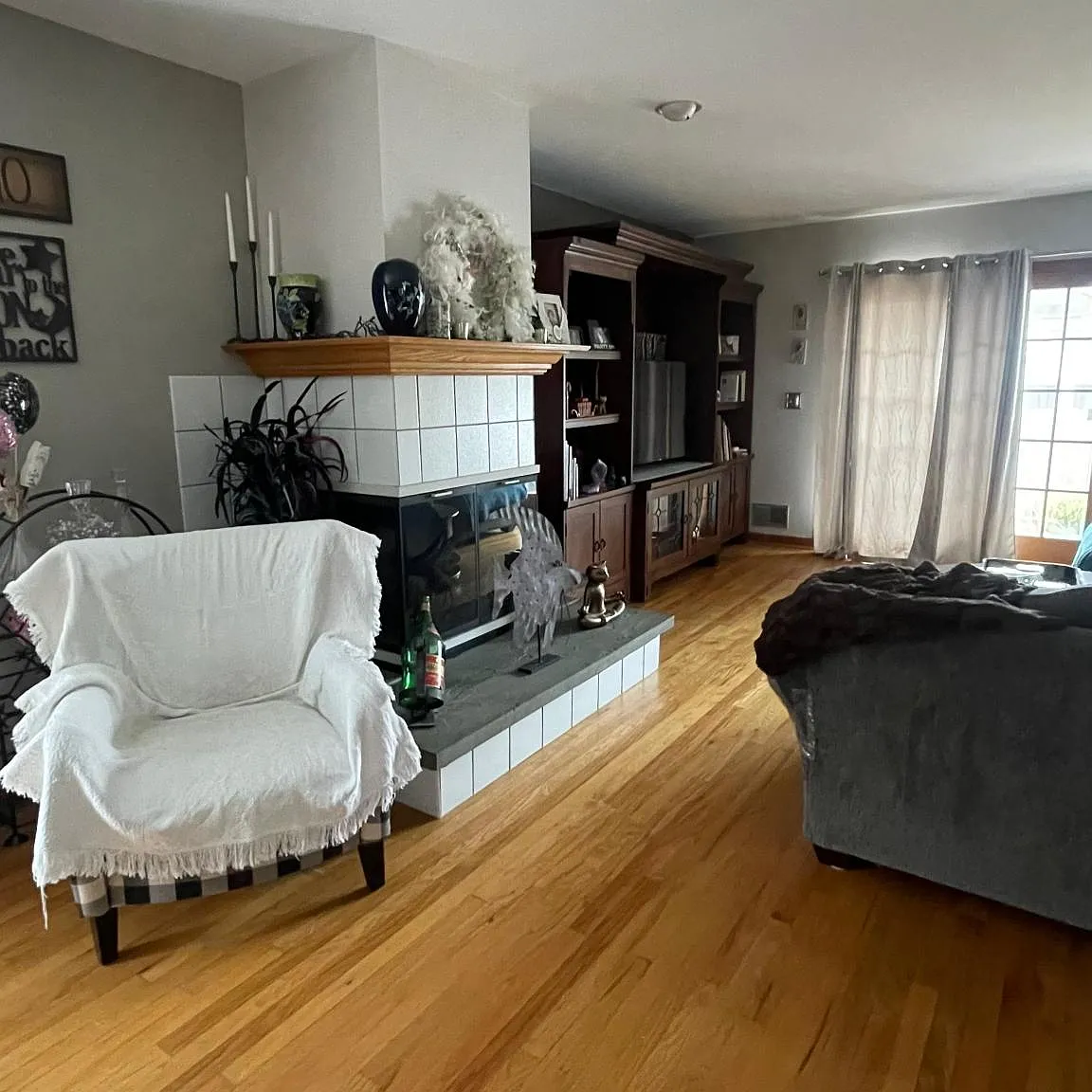 3 bed, 1777 sqft, $3,600 — Photo 2
