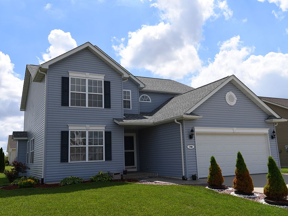1st image of 790 Moorland Cir