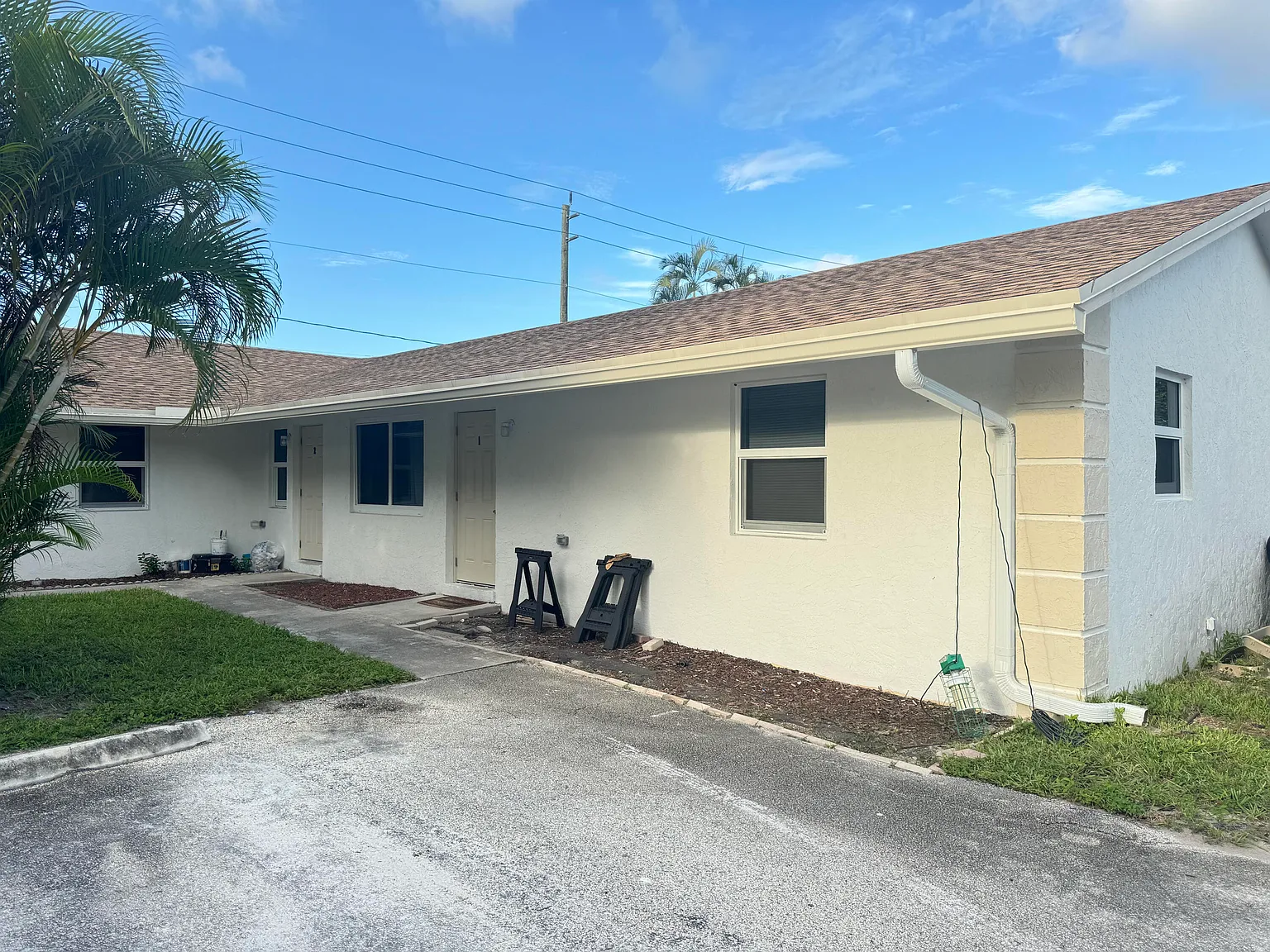 2 bed, 1.0 bath, 900 sqft, $2,100 — Photo 1