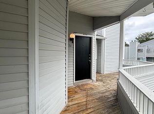404 Shelby Ct, Sicklerville, NJ 08081