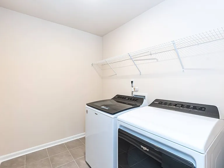 5717 Volos Ave — Photo 22
