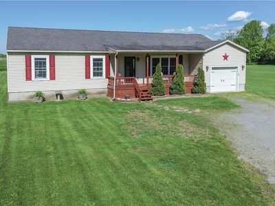 694 S James St, Cape Vincent, NY, 13618