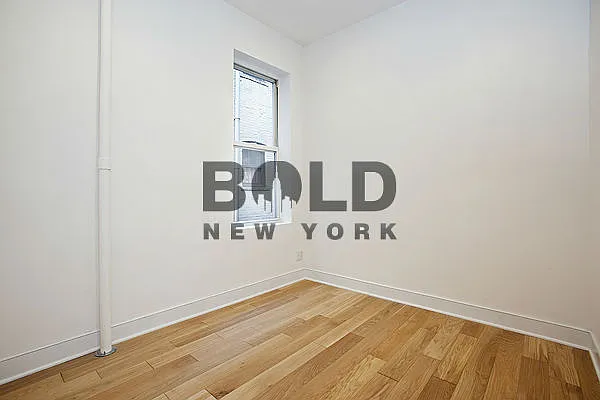 Rented by Bold New York | media 70