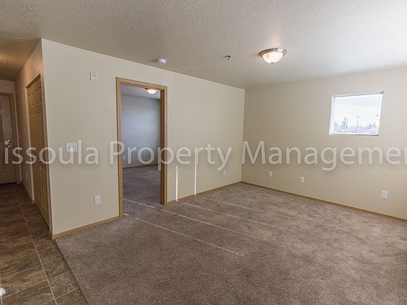 3rd image of 950 Mount Ave APT 103